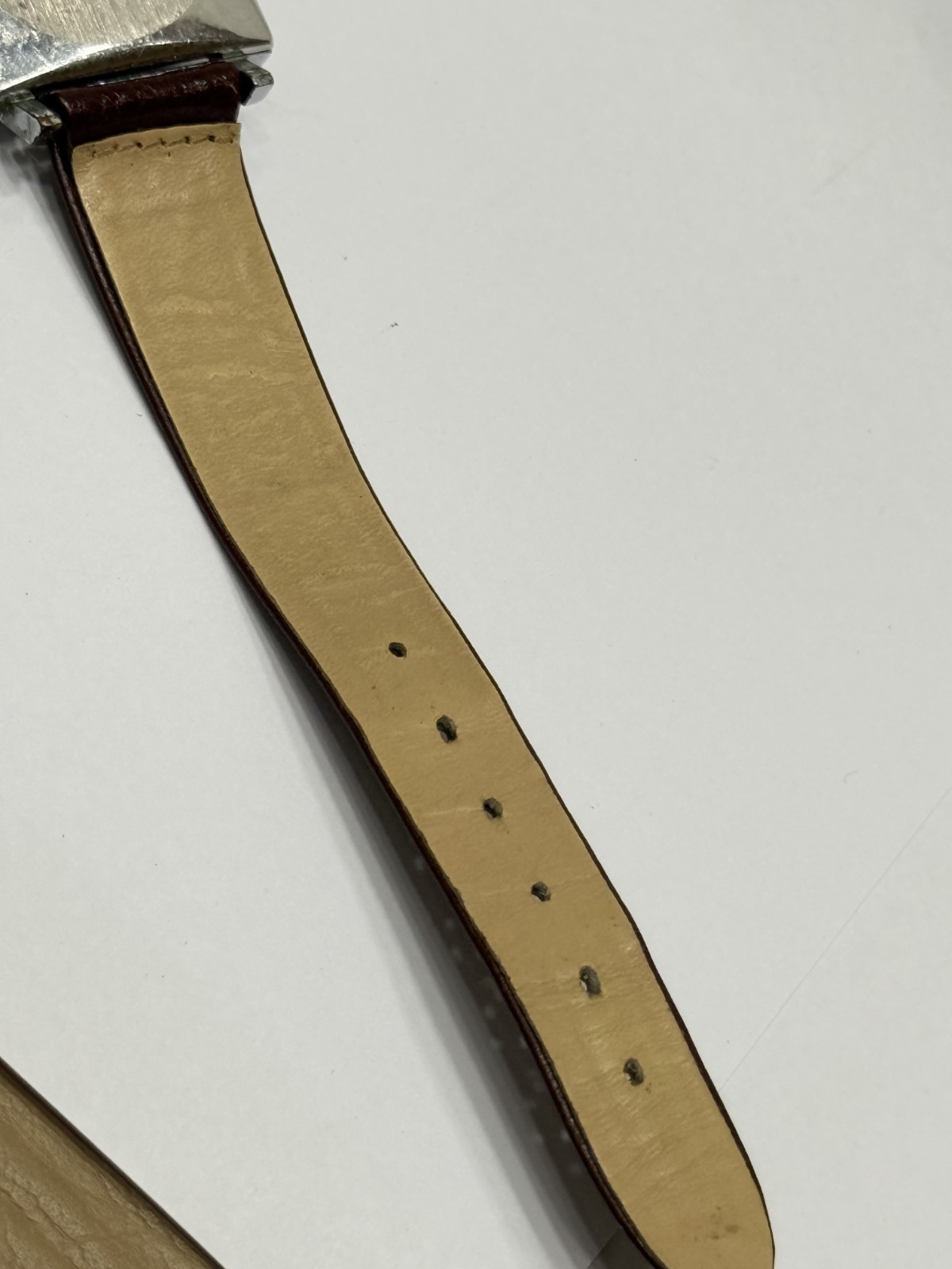 Vintage Melux Manual Date Watch 17 Jewels Cal.PS 32C Mens Square Swiss Made