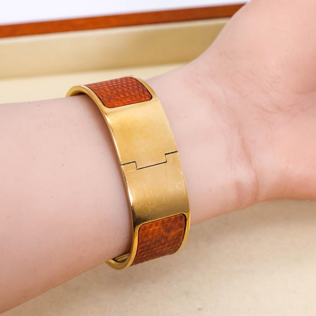 Hermès Loquet LO1.201 Quartz Gold-Plated Ladies Watch Lizard Leather Band