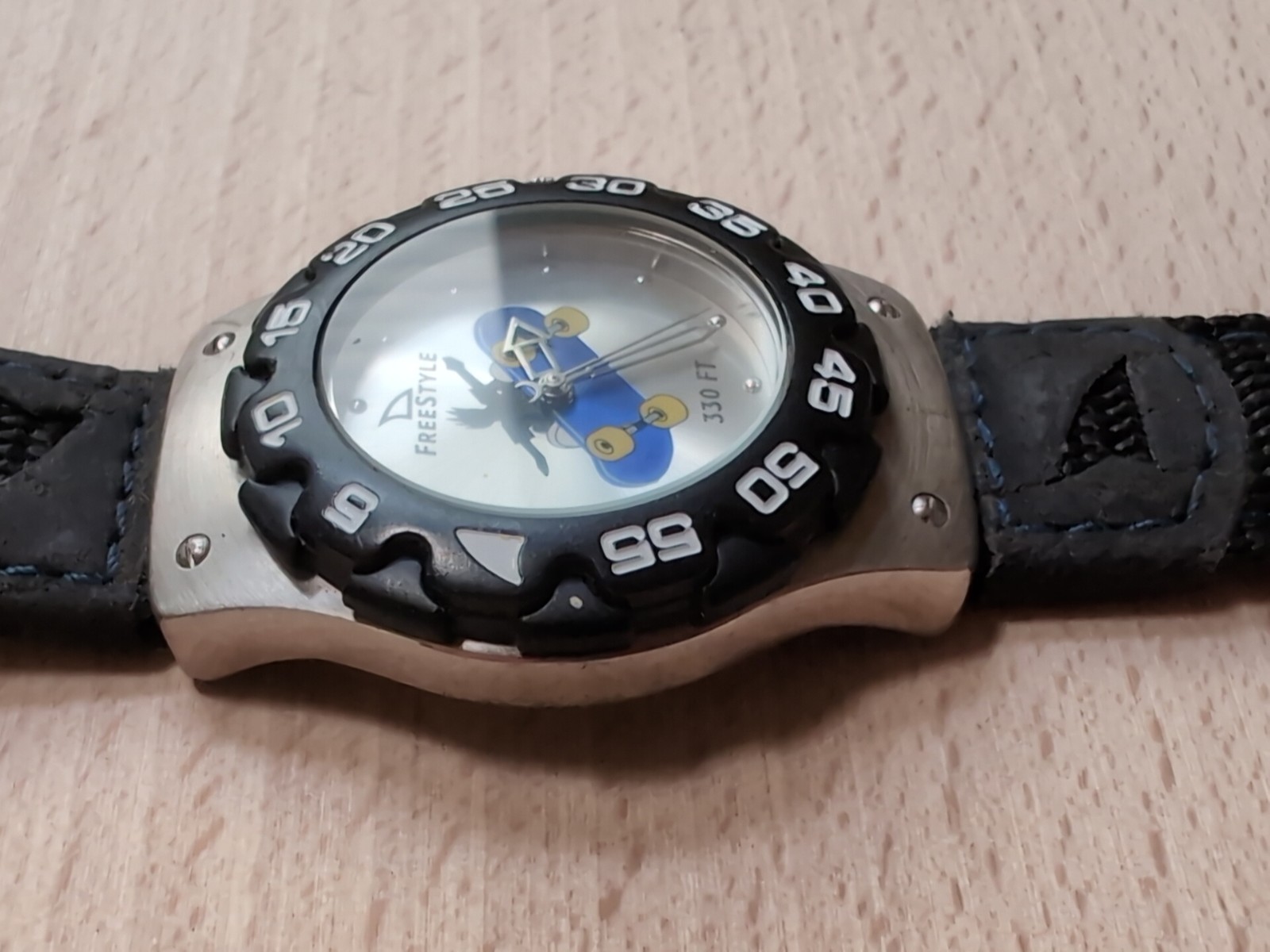 Vtg Freestyle Diver Watch Skateboarder On Dial Model 772