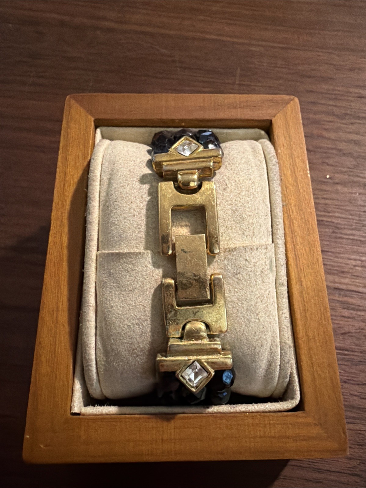 Women’s Futura Women’s Quartz Watch Black And Gold Needs New Battery
