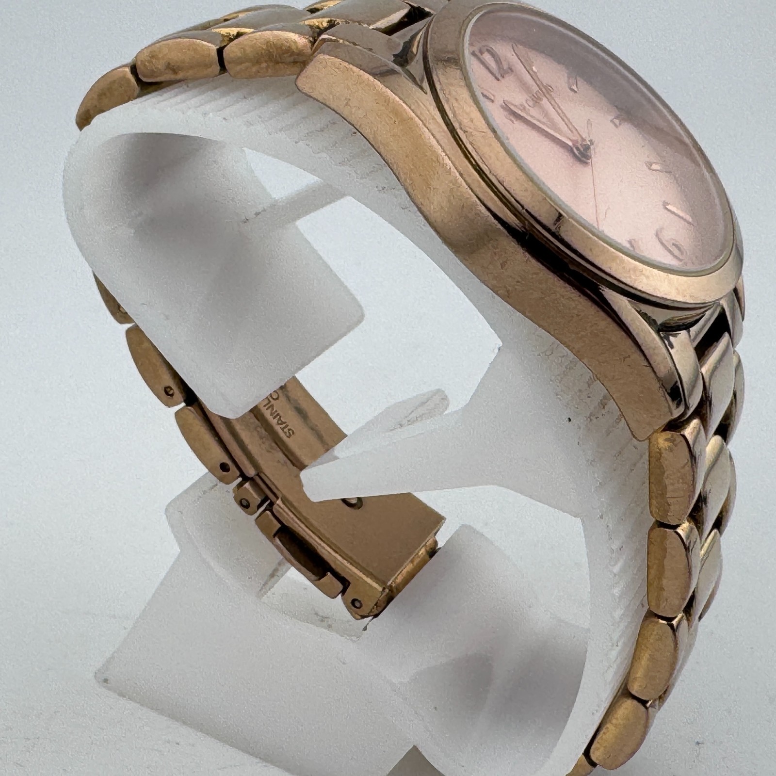 Vince Camuto Quartz Watch VC/5012 Women Rose Gold Steel Analog New Battery 6.25″