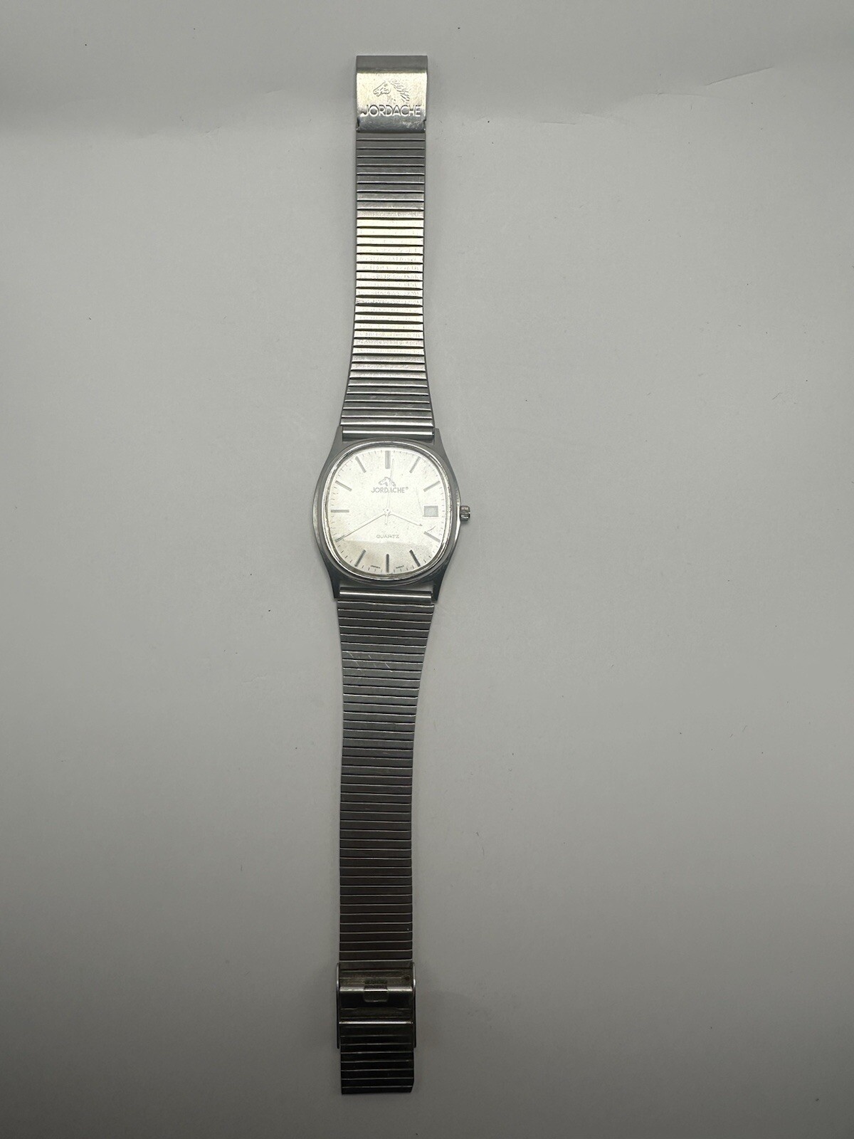 Jordache Watch 29810 Mens New Battery 32MM 8″ Stainless Steel Band Silver Tone Q