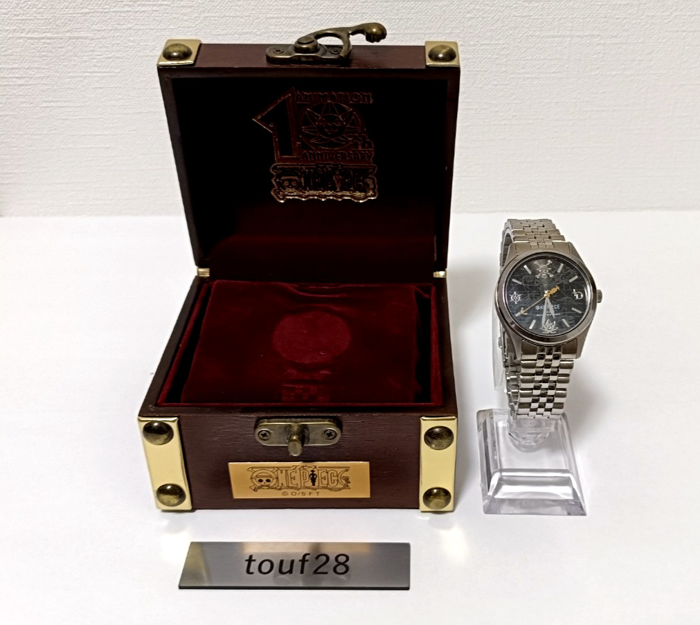 Unused! SEIKO One Piece Golden Pose Watch 10th Anniversary Limited No.9677/9999