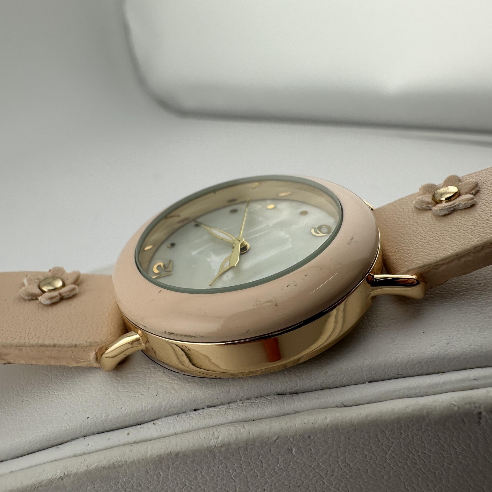 Womens Watch 31mm White Dial Gold Tone Pink Bezel Beige Floral Strap Buckle