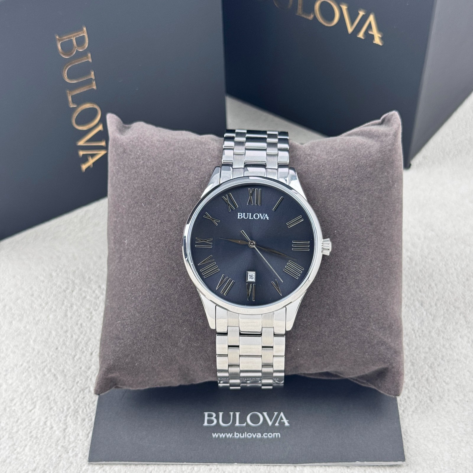 Bulova Classic Men’s Stainless Steel Bracelet Gray Dial Quartz Watch 96B261
