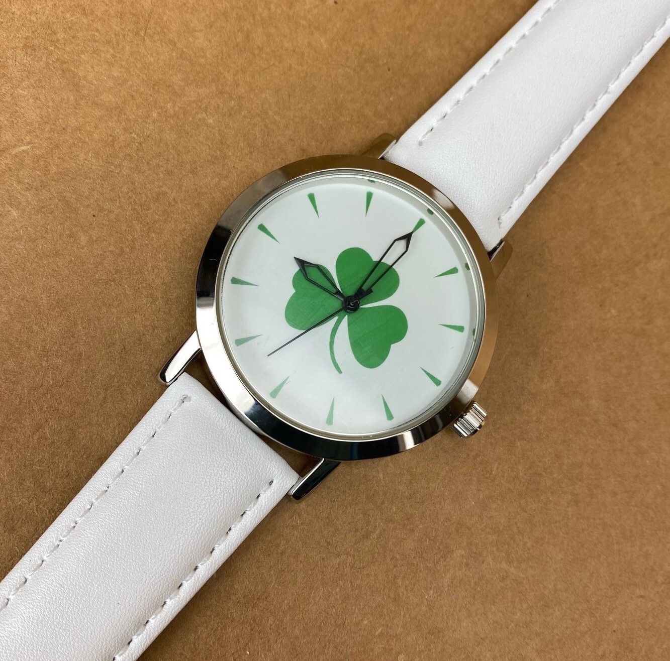 Shamrock Clover Leaf Watch Unisex Irish Wristwatch St. Patrick’s Day Gift White