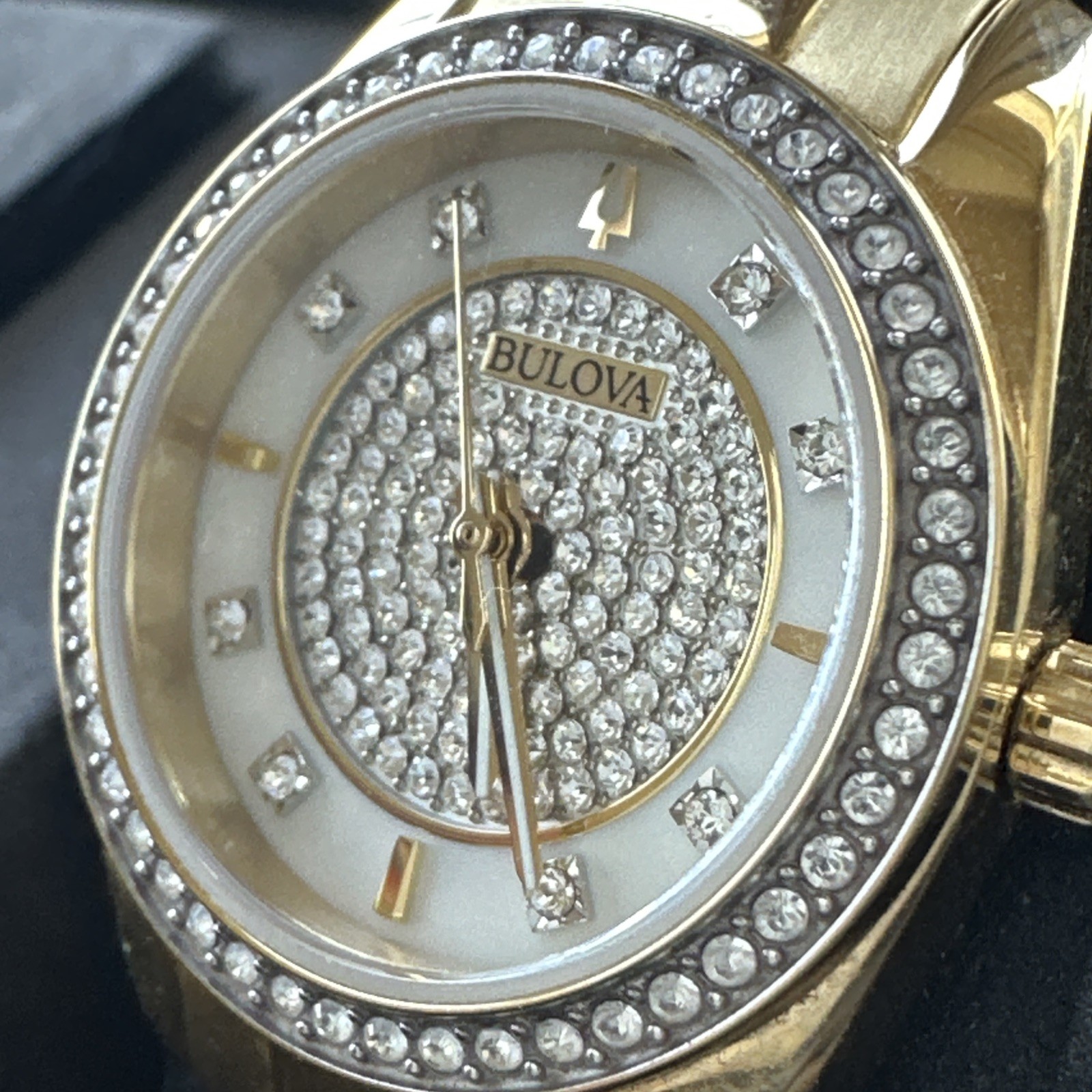 Bulova Gold Tone White Dial Crystal Quartz Women’s Watch & 2 Bracelets 98L315