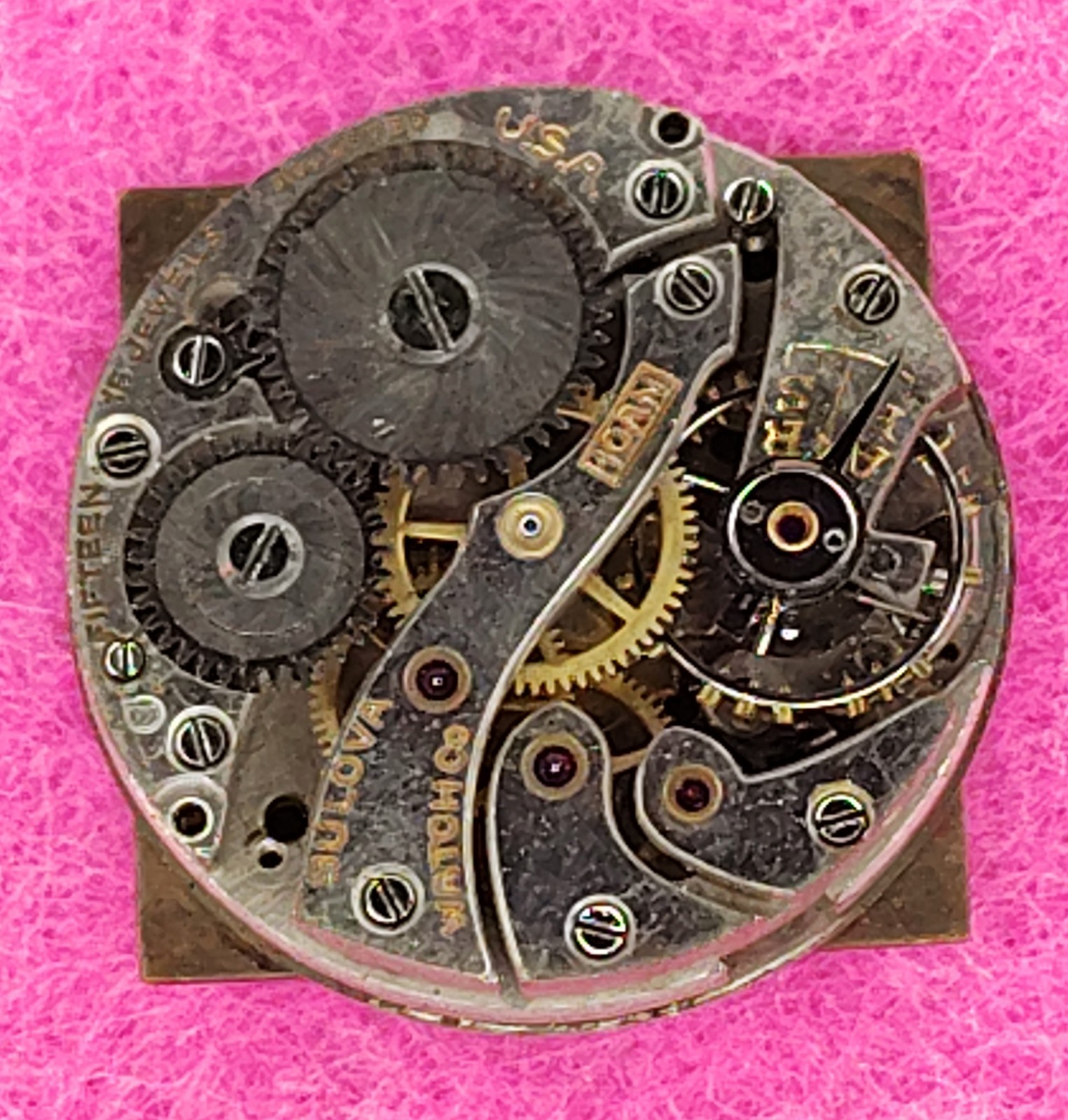 lot M216 men Bulova 10AN Manual 15J Movement Balance Rotates Vintage Watch Parts