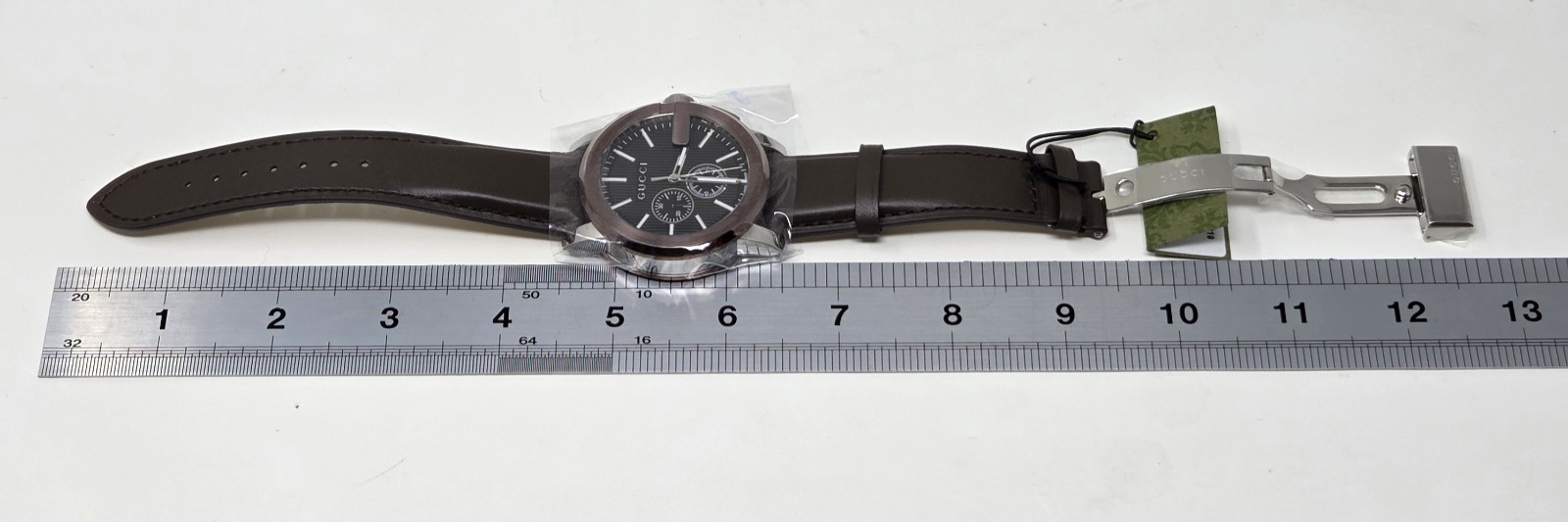 New Gucci G-Chrono XL Men’s Watch – Model YA101202 w/ Brown Leather Strap & Box