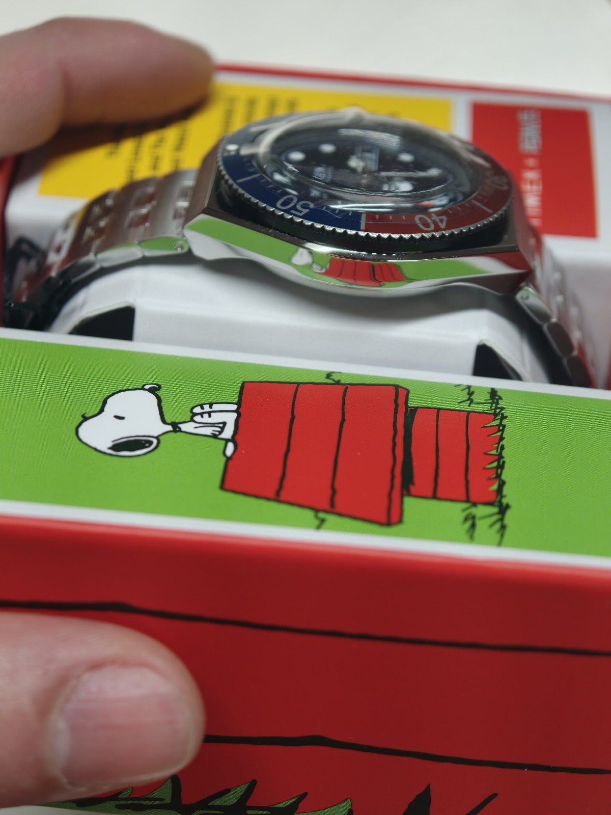 Timex M79 Automatic x Peanuts “Snoopy Edition” (Ref. TW2W47500) — Full Set