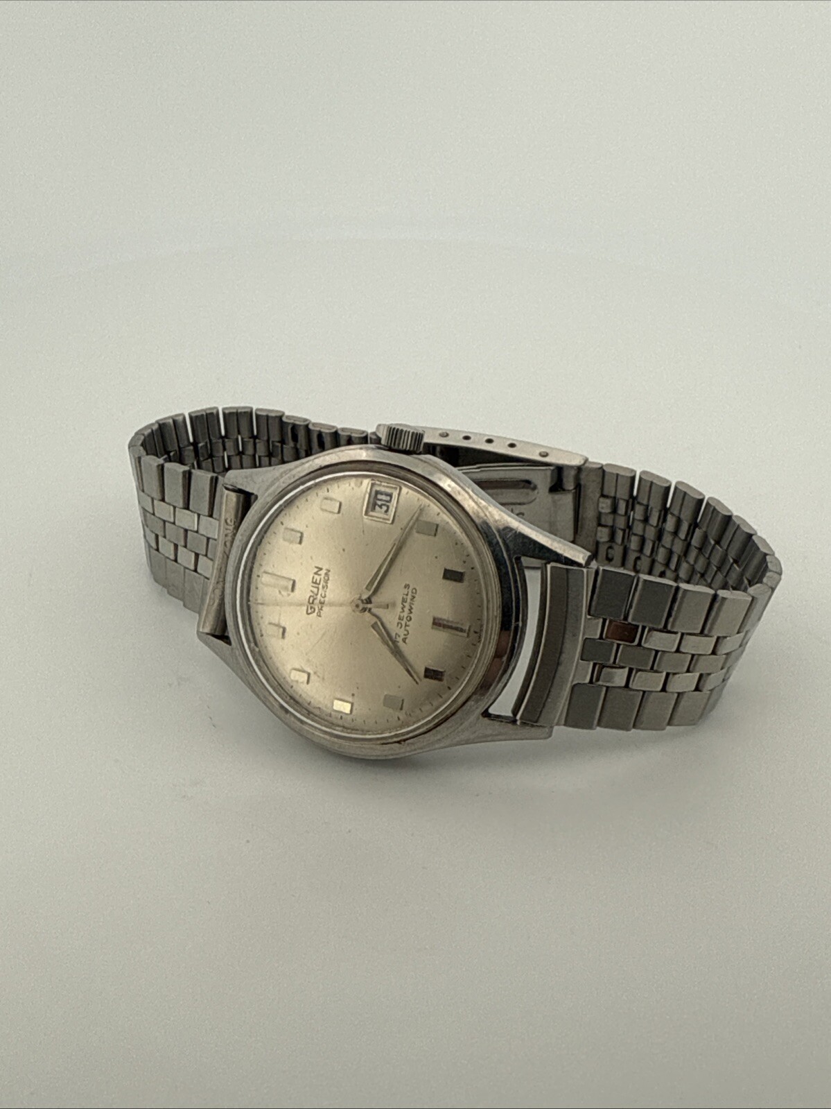 Vintage Gruen Precision 17 Jewel Autowind