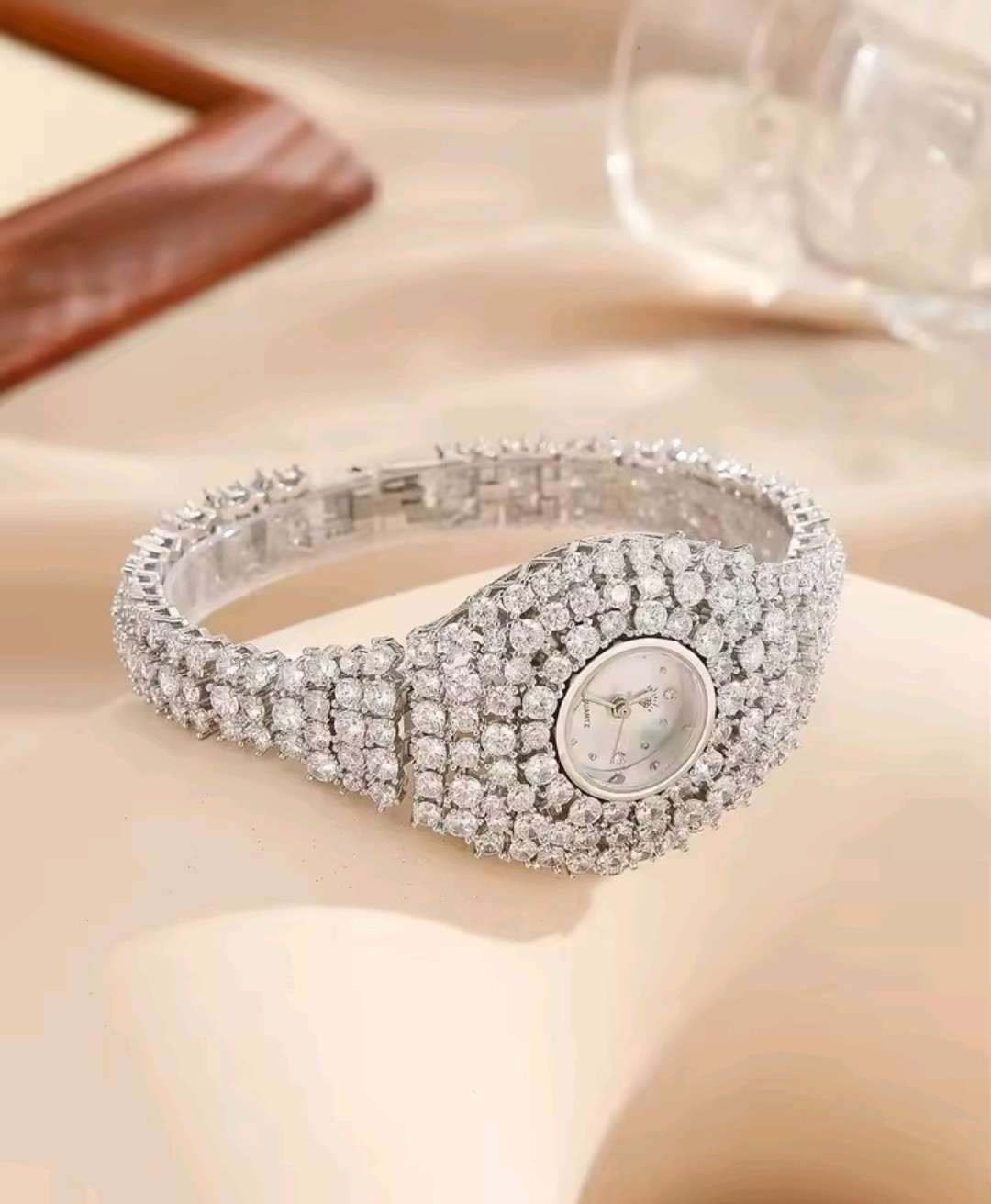 Beautiful Elegant Full Zircon White Luxury Watch for Women Bling Bling