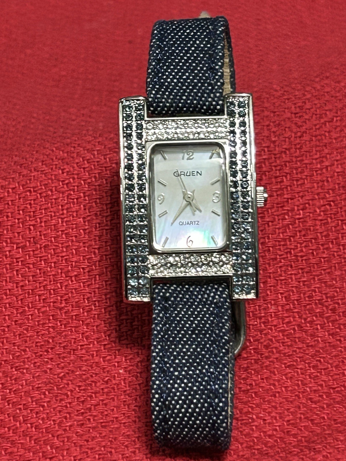 Gruen Women’s Watch Sliver Tone Denim Strap New Battery Blue White Diamonds