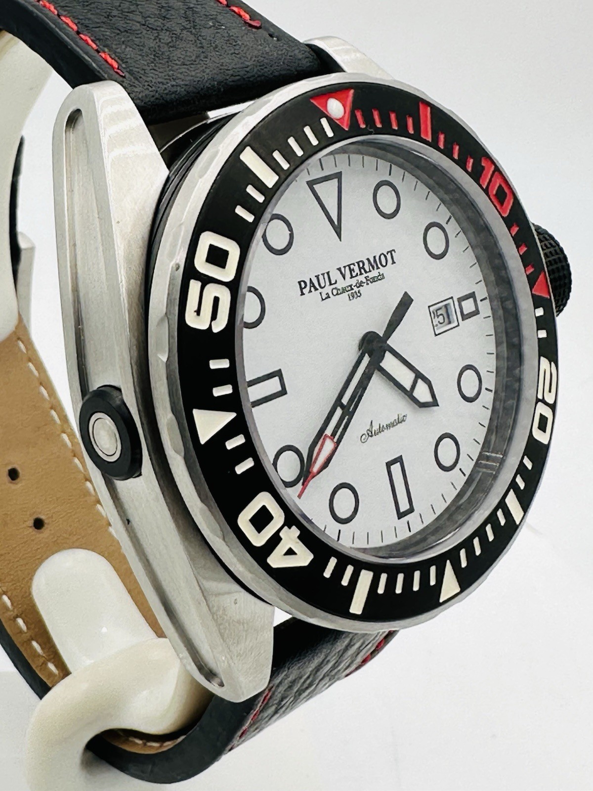 Paul Vermot P6626WR/786 Swiss Sellita SW200 Automatic Diver Watch 500m 49mm New