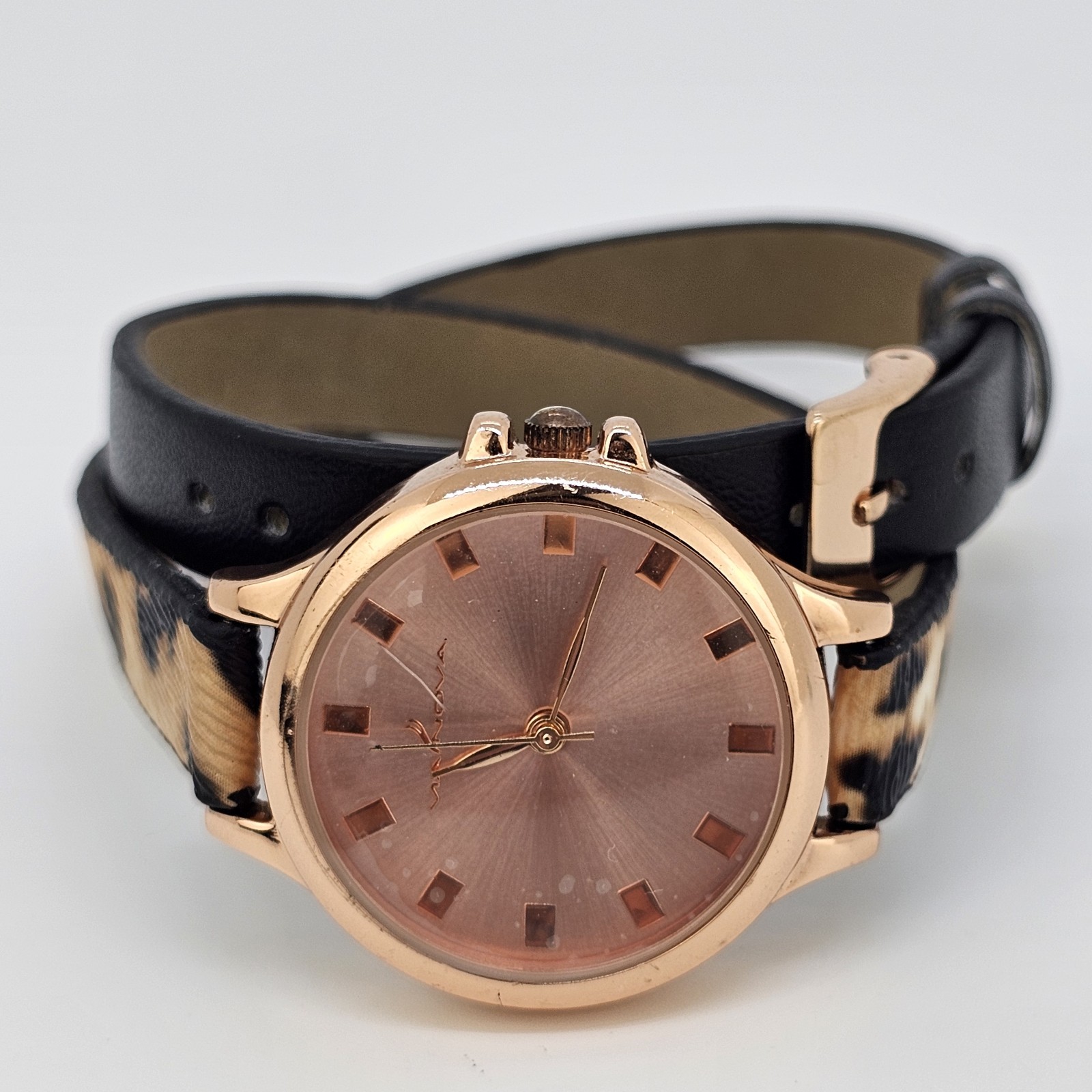 Via Nova Women’s Watch 30MM Gold Dial Animal Print Double Wrap Band New Battery