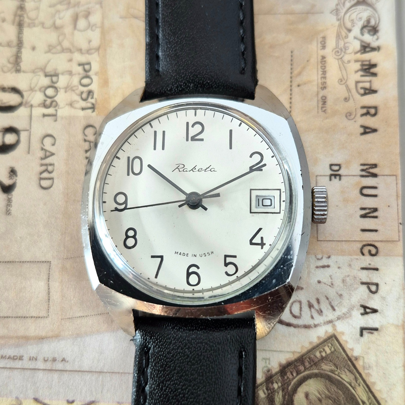 Vintage Raketa 2609.HA USSR Mechanical Watch White Dial Date Soviet Men’s