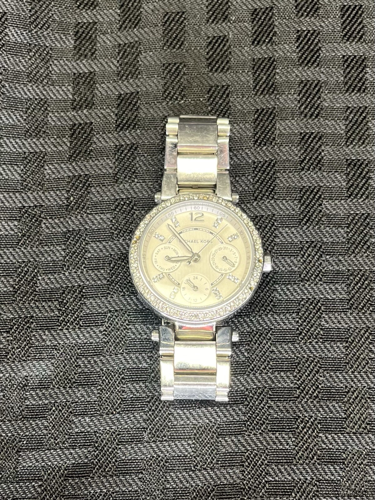 Michael Kors Parker Women’s Quartz Wrist Watch