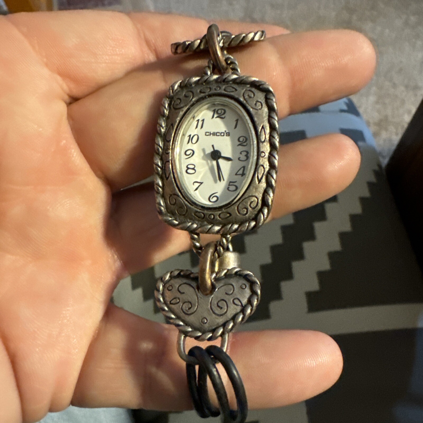 Chico’s Round Silver Tone Case 29 mm Joy Hope Heart Link Bracelet Band Watch