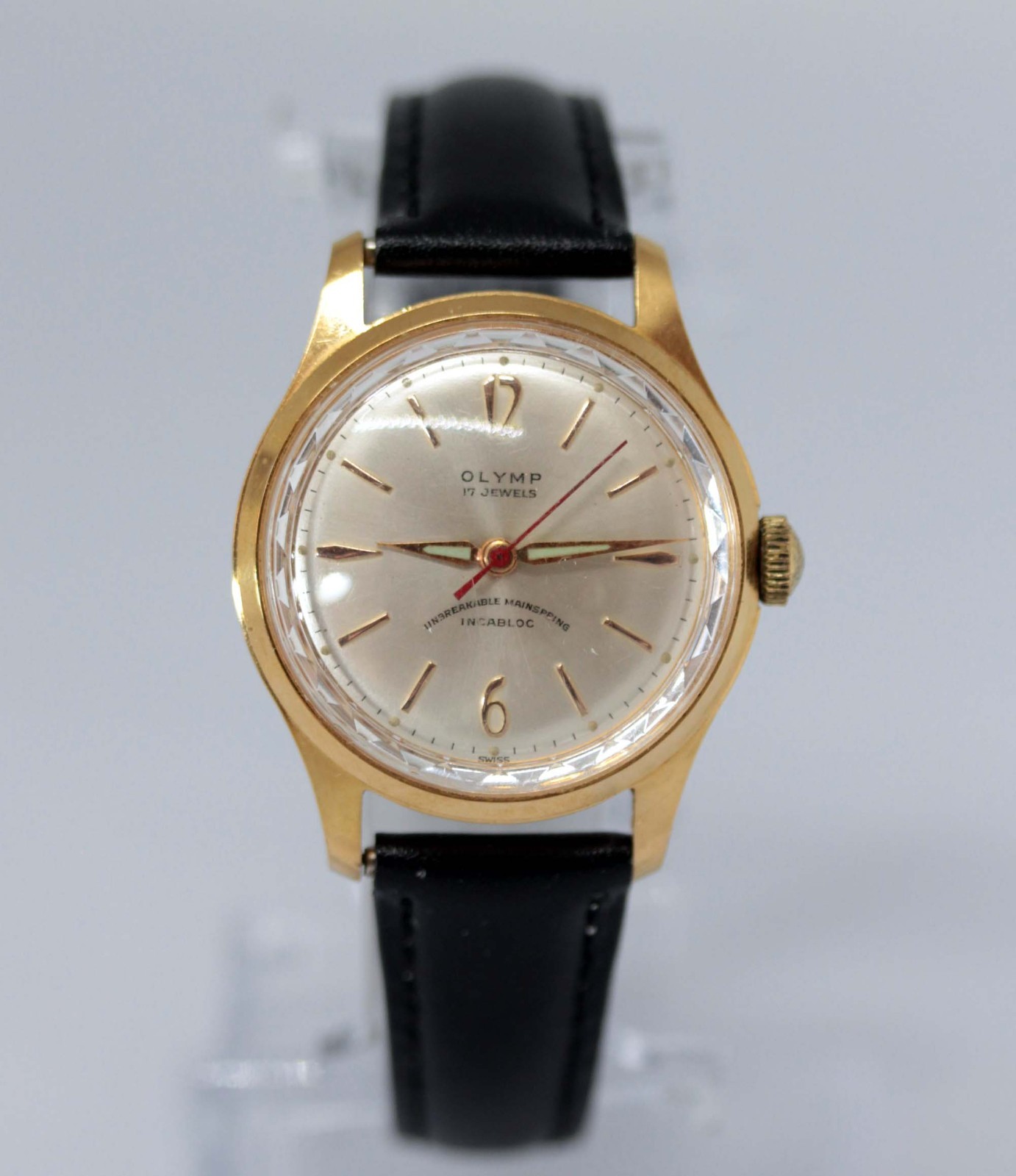 1950s AUST BRAND OLYMP SMALL GENT’S WATCH 17 JEWELS SWISS MANUAL FACETED GLASS