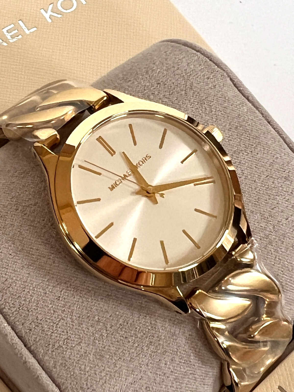 MICHAEL KORS MK7472 Slim Runway Gold-Tone Curb Link Bracelet Watch BNWTGBox $295