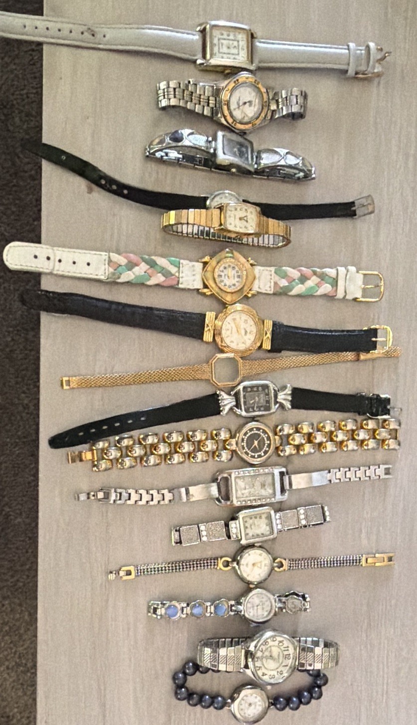 Assorted Women’s Quartz Analog Wristwatch Mixed Lot of 27, Metal/Leather Bands