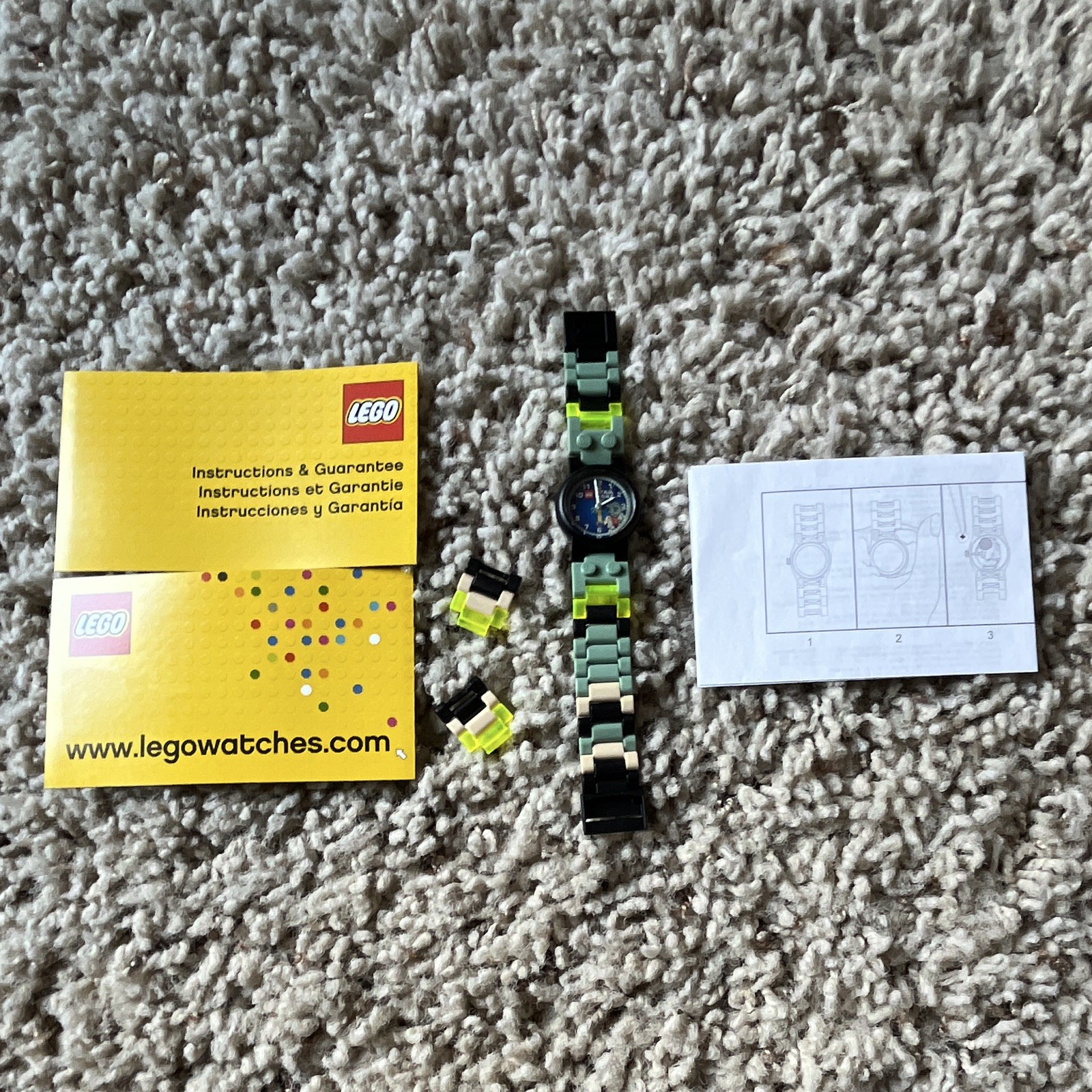 LEGO Star Wars Yoda Analog Quartz Watch Green/Black Plastic Band w/ Manual