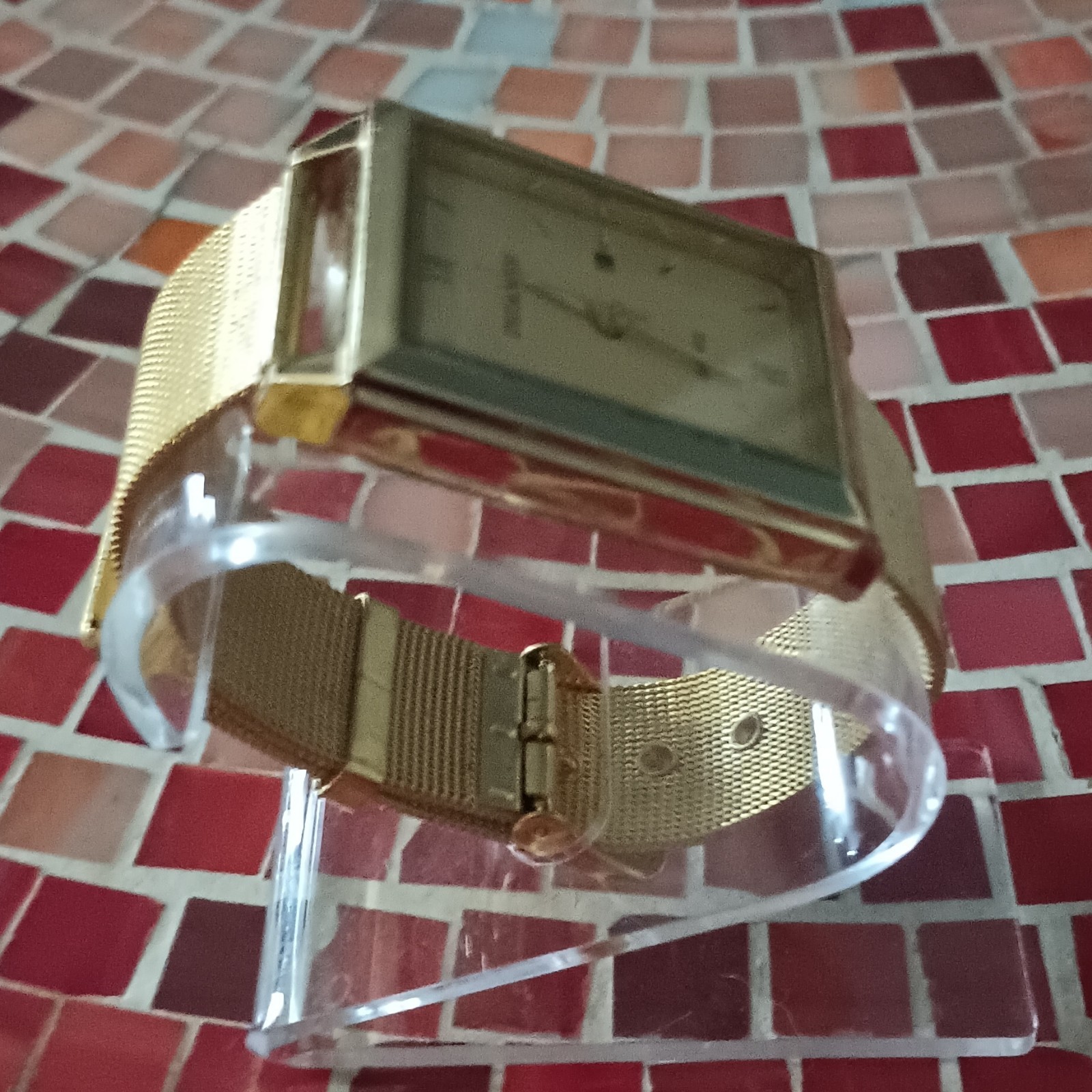Dijanes Rectangular Quartz Dress Wristwatch Gold Tone Mesh Band Date
