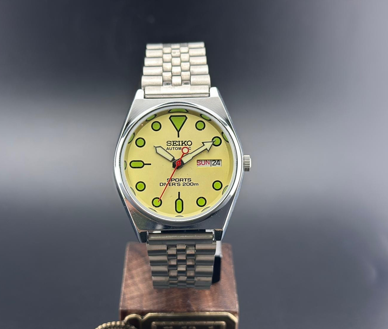 Vintage Seiko Automatic 6309A Japan Made Men’s Wrist Watch, Day/Date