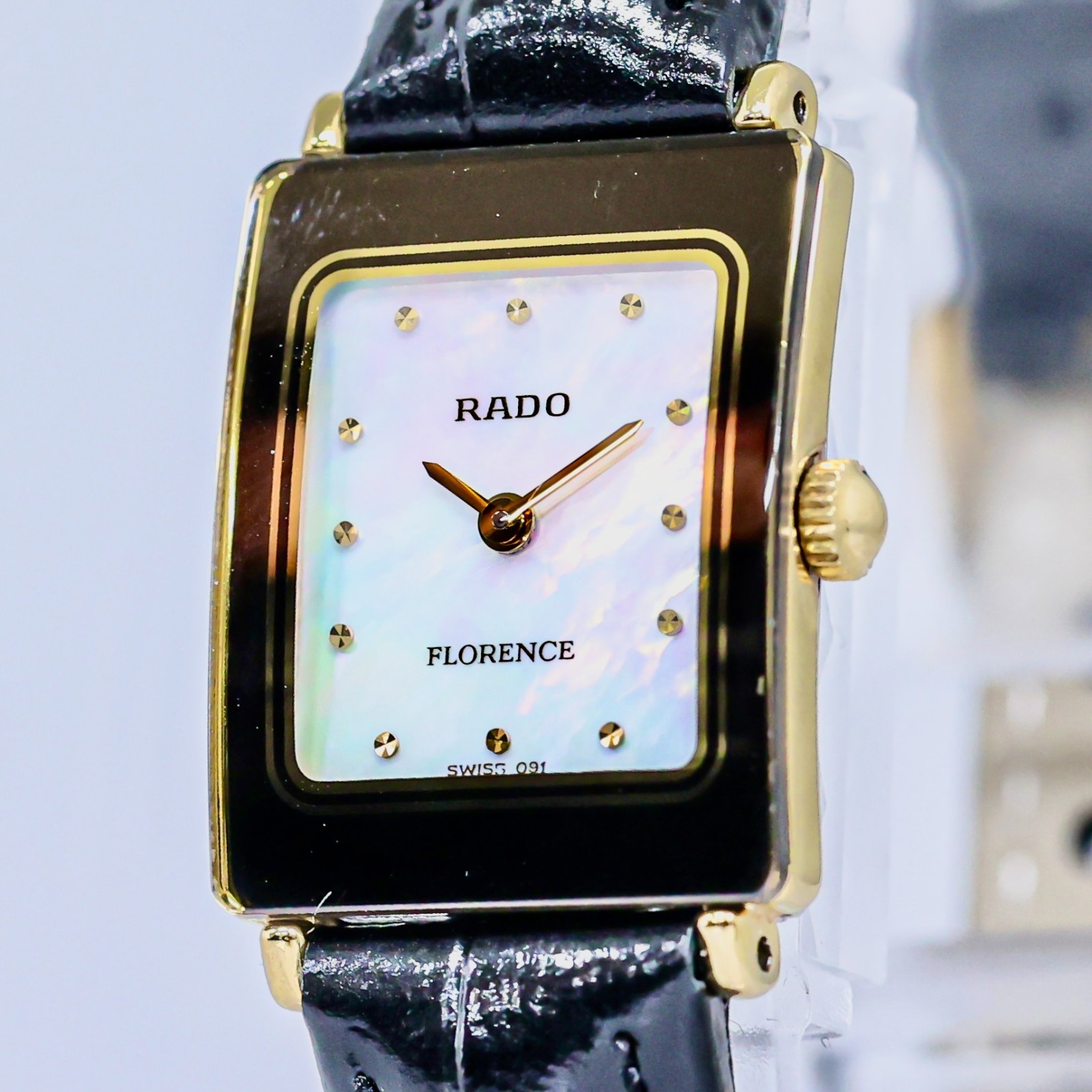 No Tariffs *NEAR MINT* RADO Florence 153.3606.2N Qz Shell Dial Tank 19mm Women’s