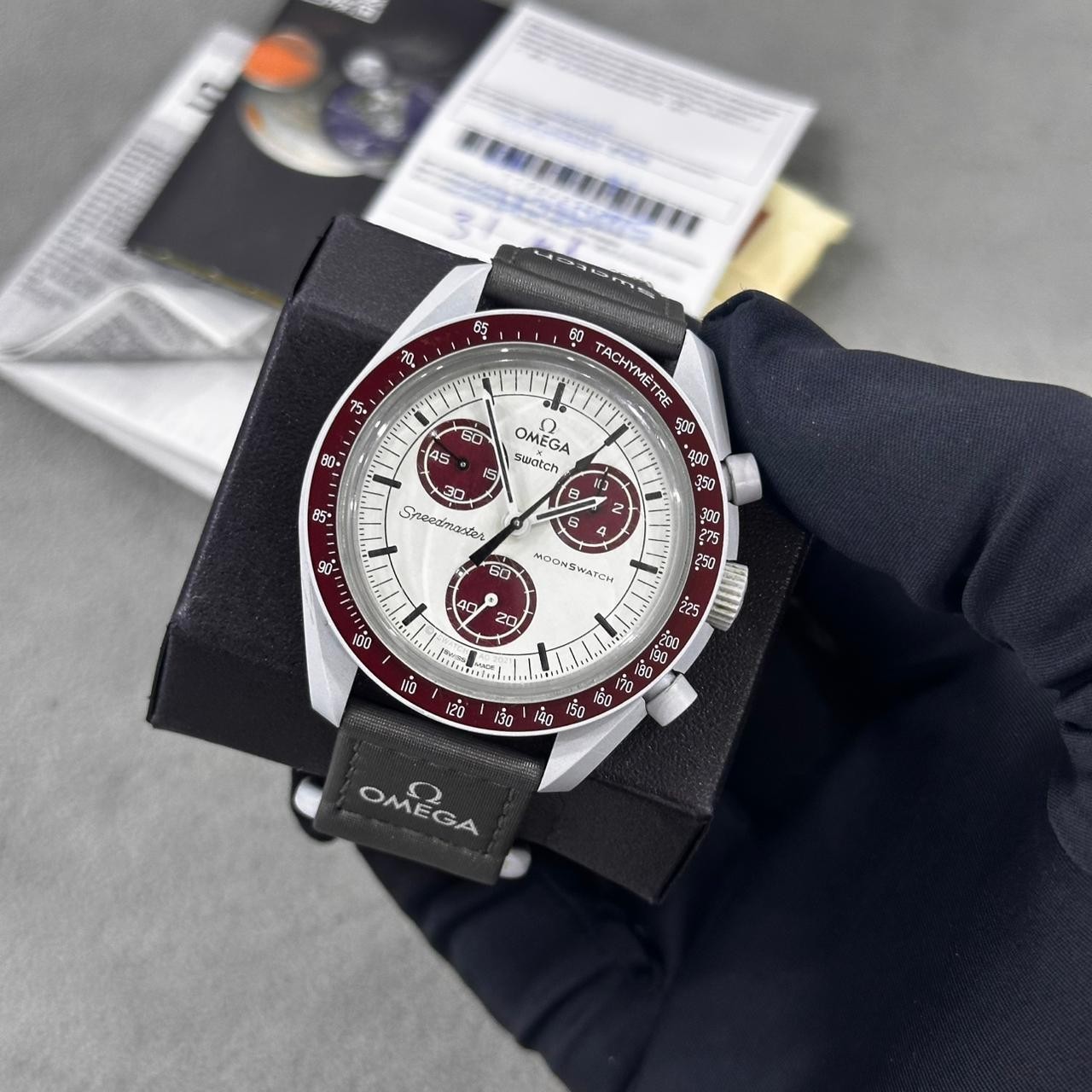 omega swatch mission to pluto 42mm full set & papers + extra strap