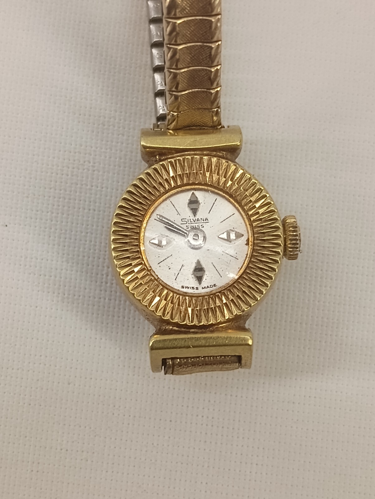 Vintage Silvana Gold Filled Women’s Wind Up Watch Swiss Made NEEDS REPAIR