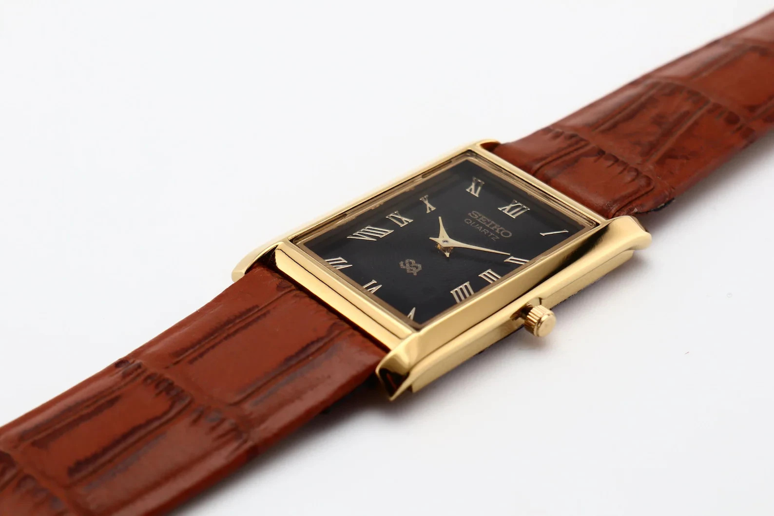 Vintage Seiko Slim Tank Quartz Men Black Face Dress Watch-Free Shipping 01