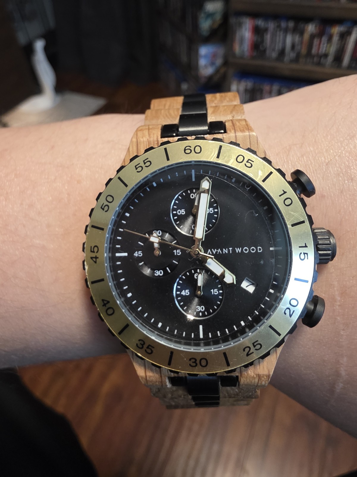 Avantwood Imperial Style Chronograph w/Date Black Dial Wood/Stainless Steel