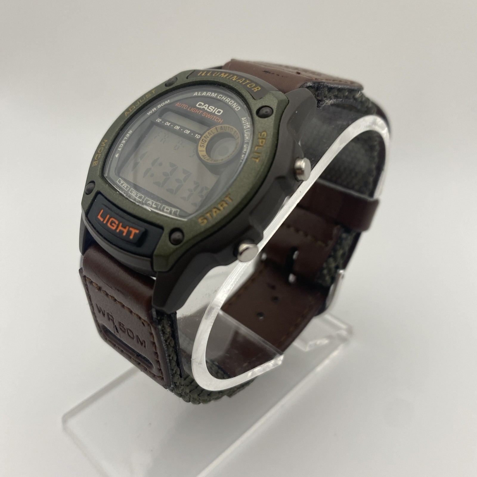 Men’s Casio Illuminator W-94H Alarm Chrono Watch! New Battery! Factory Band!
