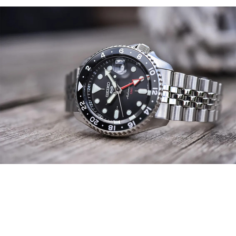 Seiko 5 Sports SSK001K1 SKX Sports Style GMT Black Grape Automatic Black Dial