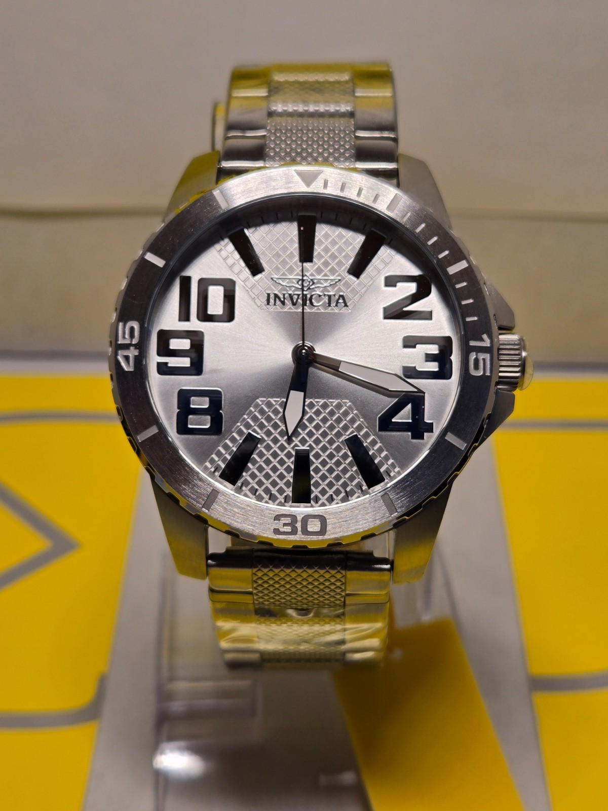 INVICTA Speedway Valor Men’s Watch 48mm Steel with Steel Racing Dial – New!