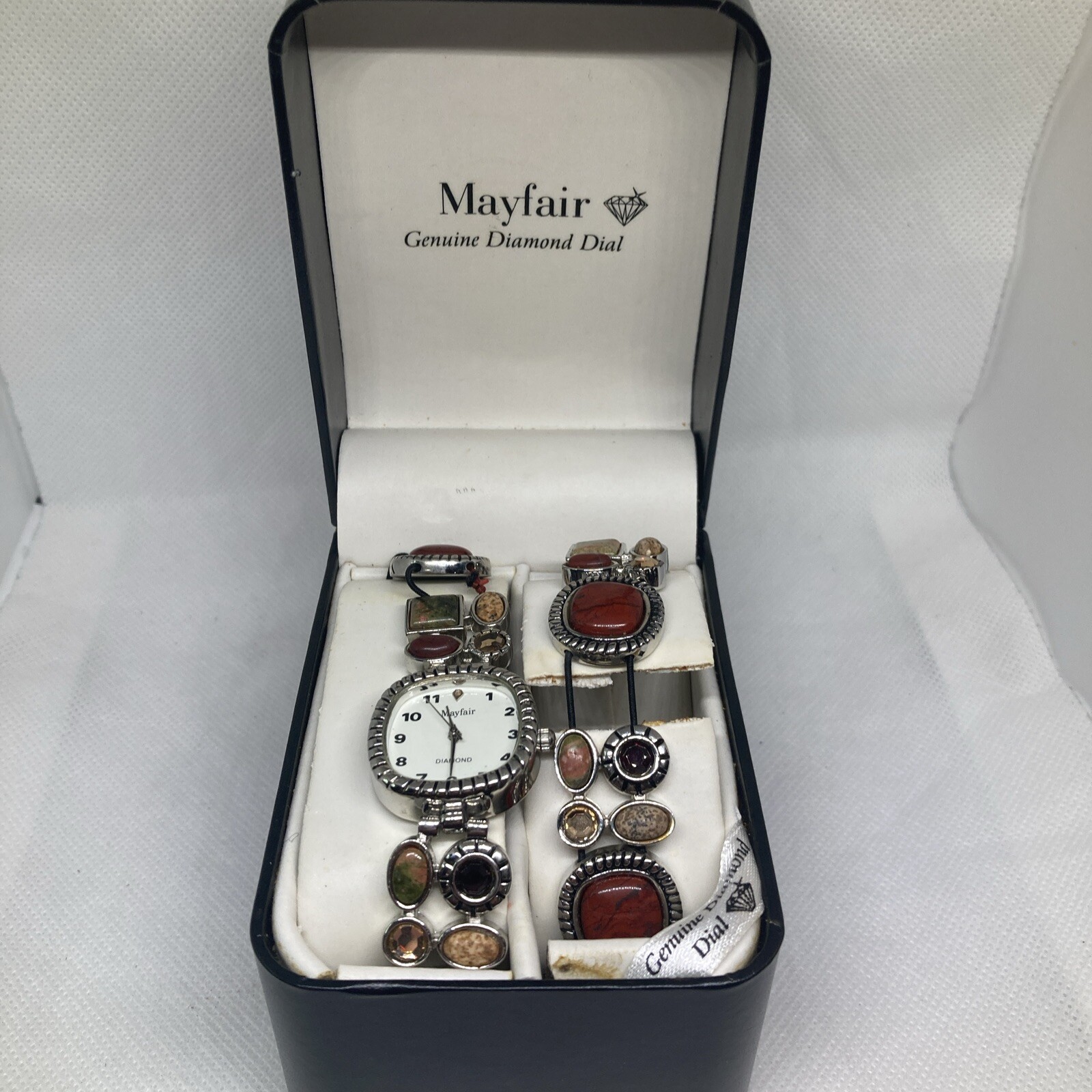 New Boxed Vintage Mayfair Watch & Bracelet, Needs Battery, BAND STRETCHED OUT!