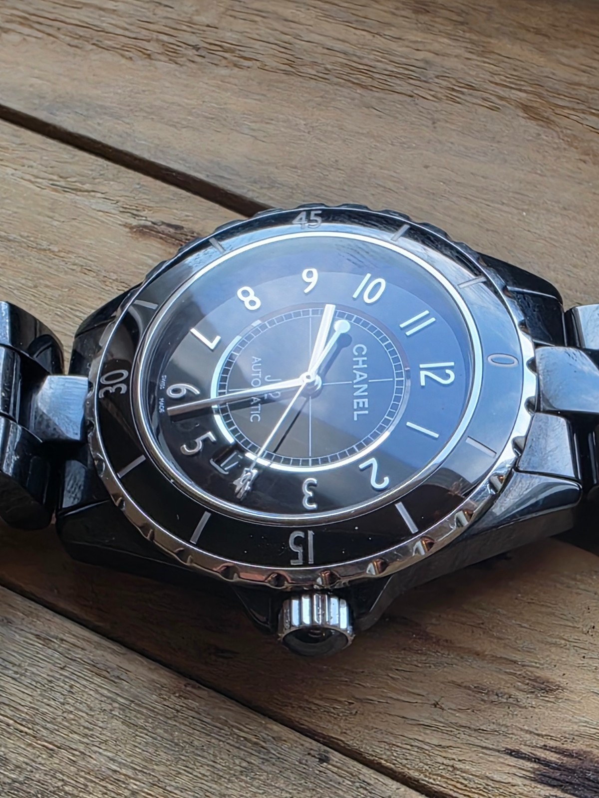 Chanel J12 H2980 42mm No Box or Papers FULL LINKS