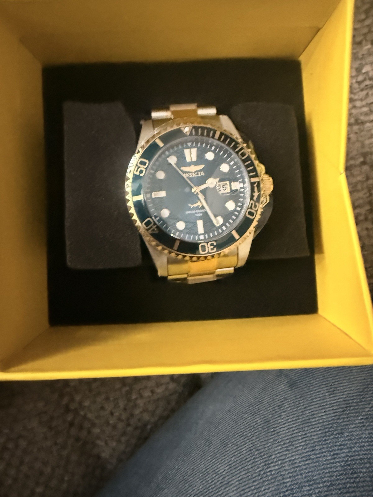 Invicta 30023 Men’s Watch 43mm Pro Diver Black Dial Gold tone & Steel Bracelet