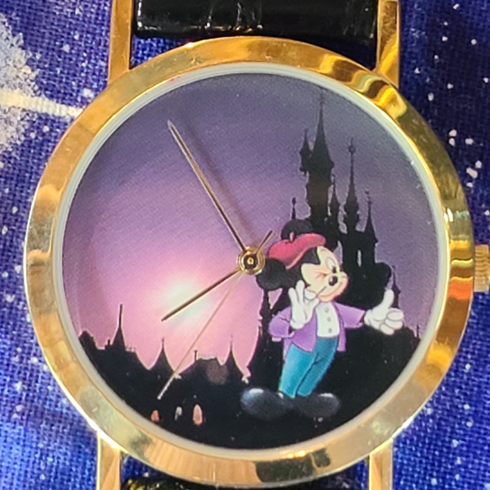 Disney Euro Disneyland Mickey Castle LE 28/2000 Watch Ready To Wear | See Video