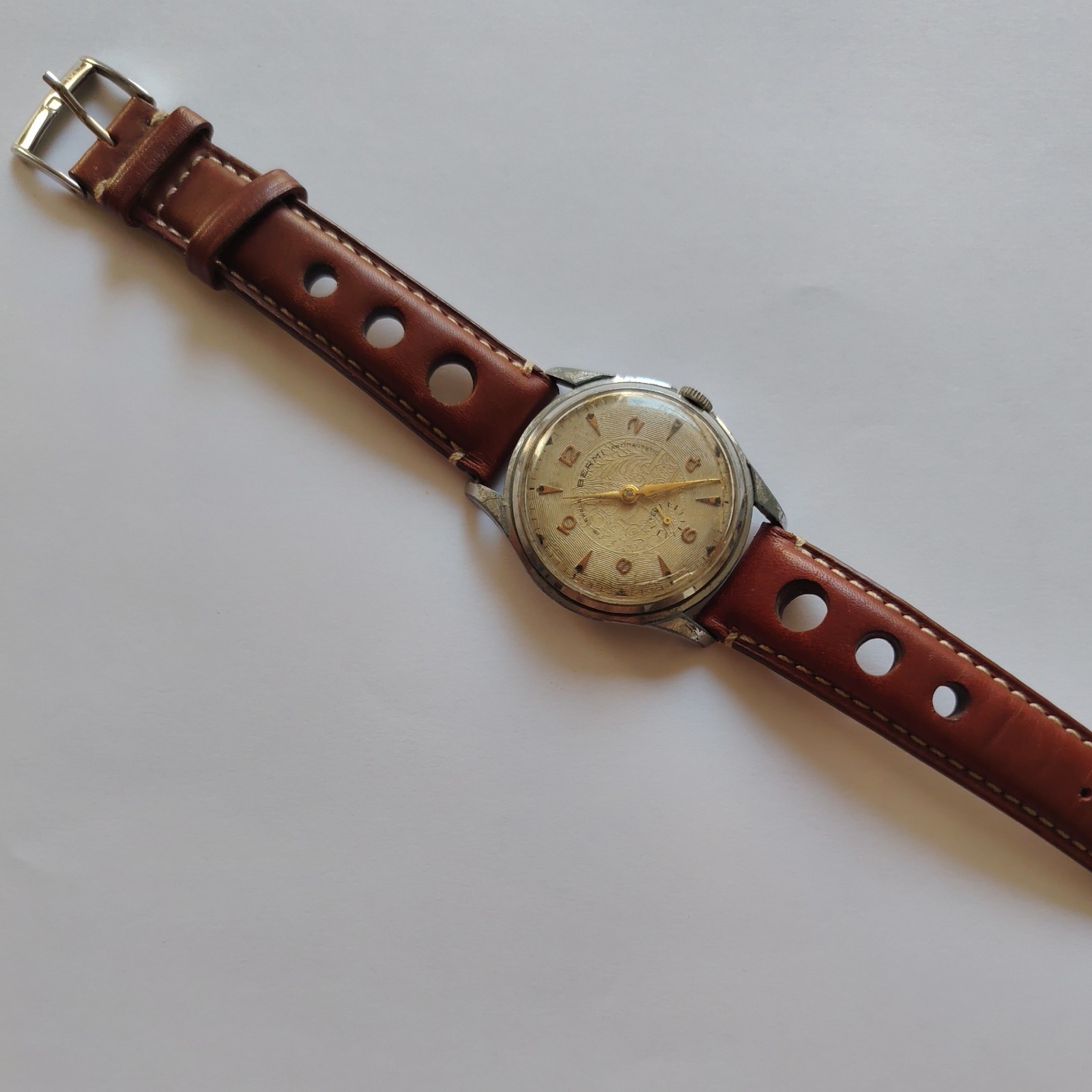 BERMI 15 JEWELS ANTI MAGNETIC VINTAGE caliber 1197 original
