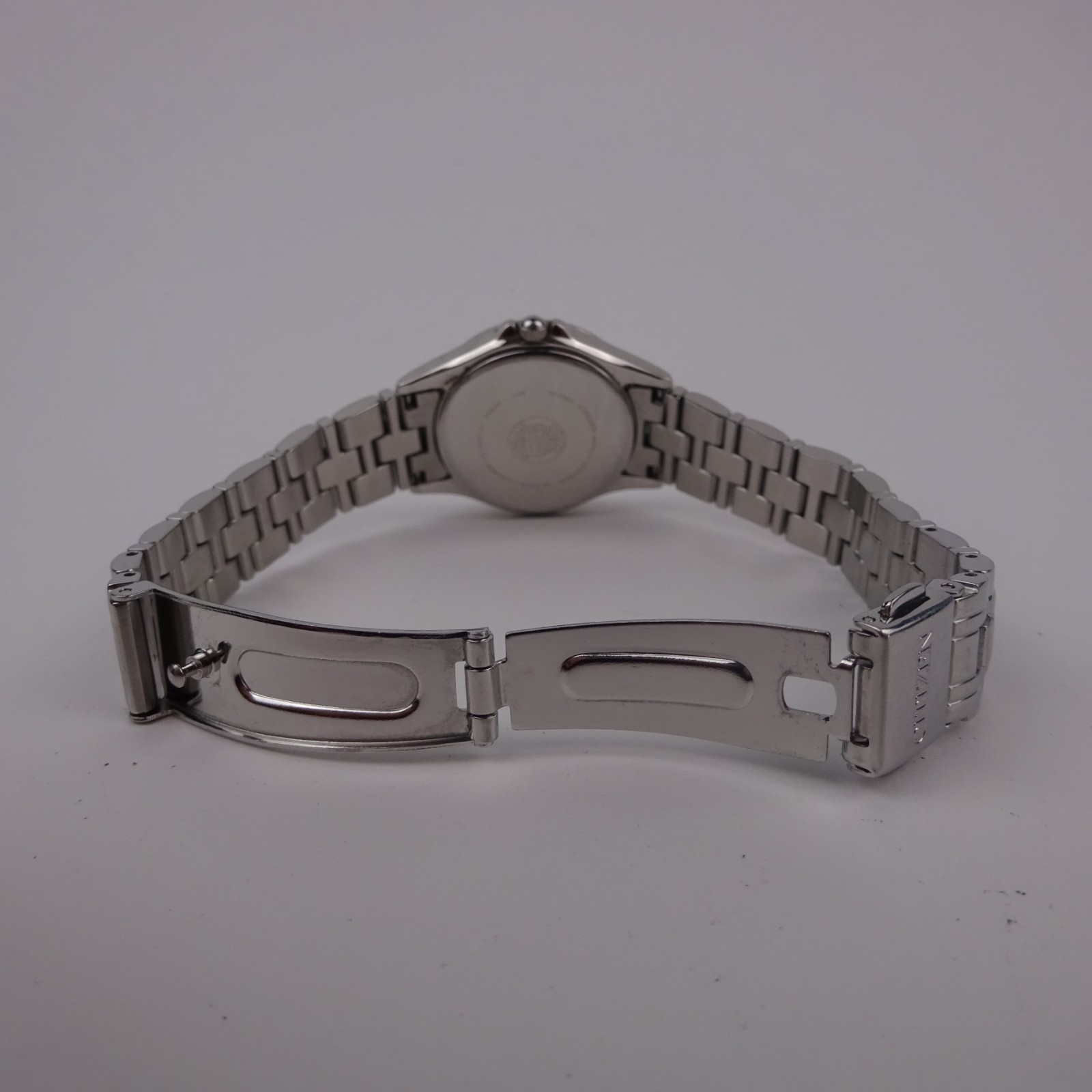 Citizen Eco Drive s076544 Watch Stainless Steel Gem Set Bezel Woman’s Date