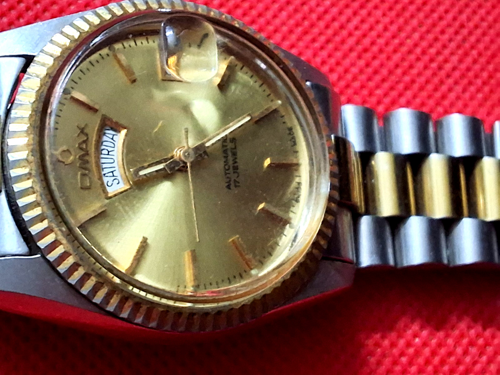 Vintage Omax President Day/Date Automatic Swiss Made Two Tone Wrist Watch.