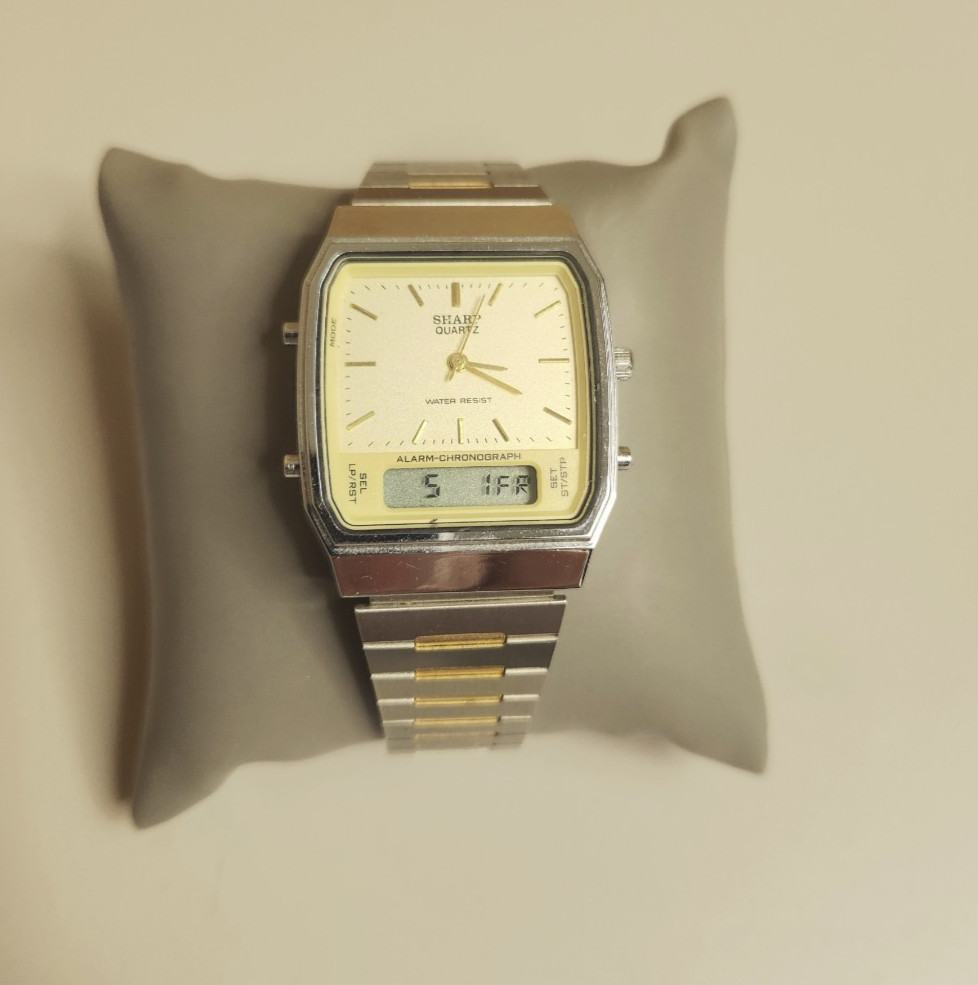 Vintage Sharp Quartz Analog-Digital Chrono Alarm Men’s Watch, Great Condition!
