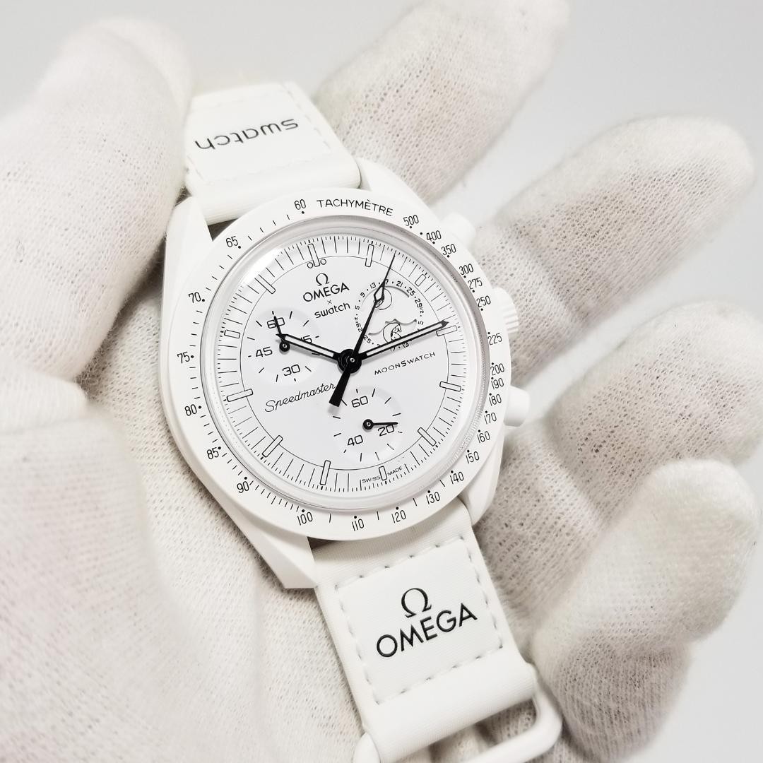 Swatch X Omega Mission To The Moon Snoopy S033W700