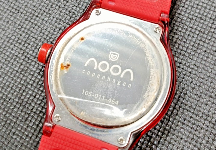 NOON Copenhagen Unisex Red Silicone/Rubber Strap Watch – VGC/Working