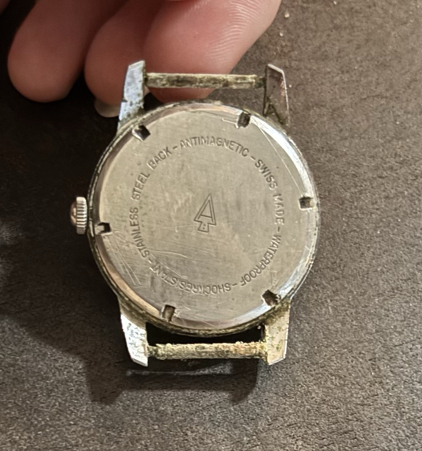 Vintage Endura men’s manual wind watch Waterproof Swiss Made – Working