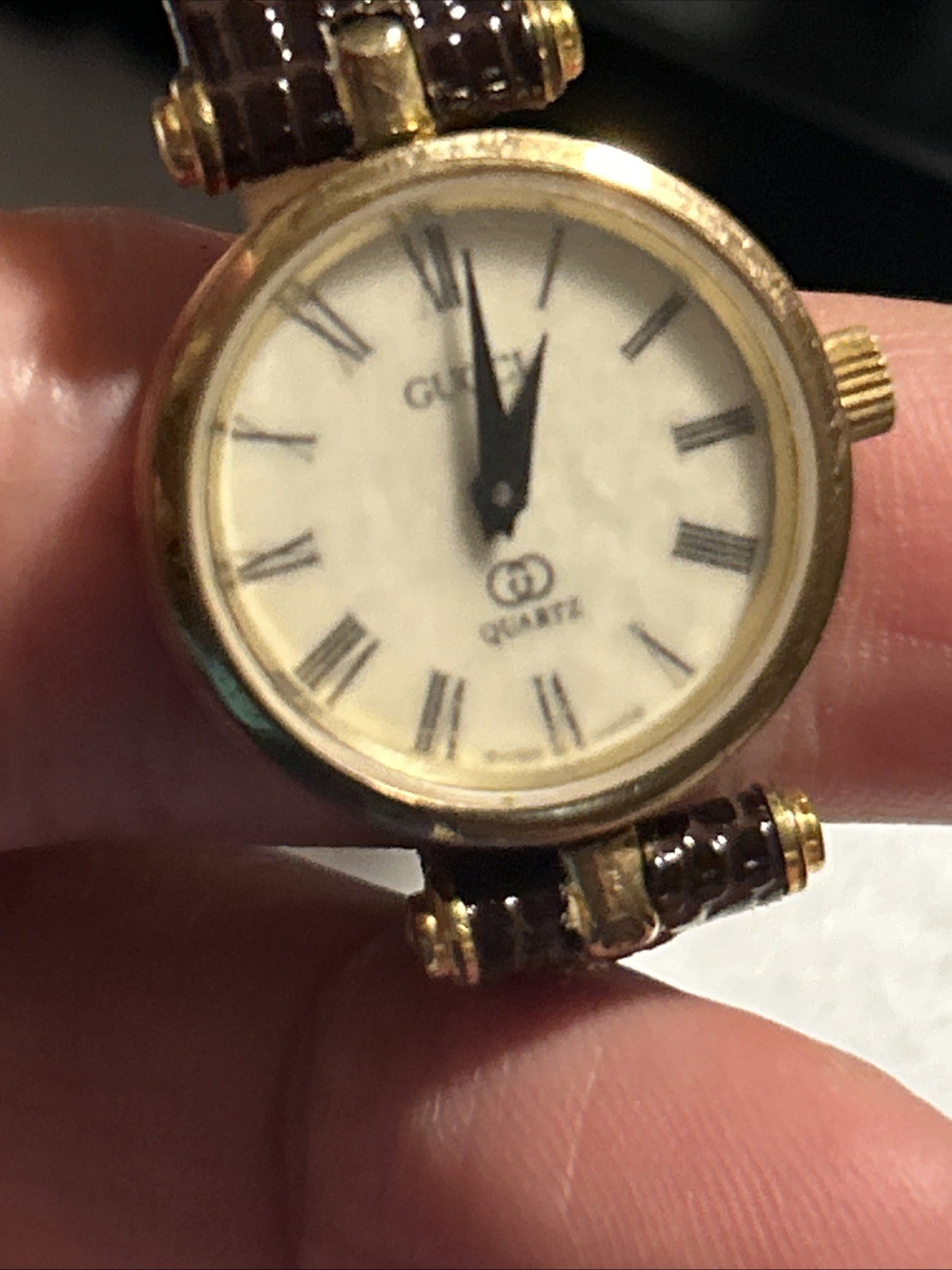 Vintage Gucci 2000L Swiss Made Quartz Women Watch A251 Need Batteri Selin As Is