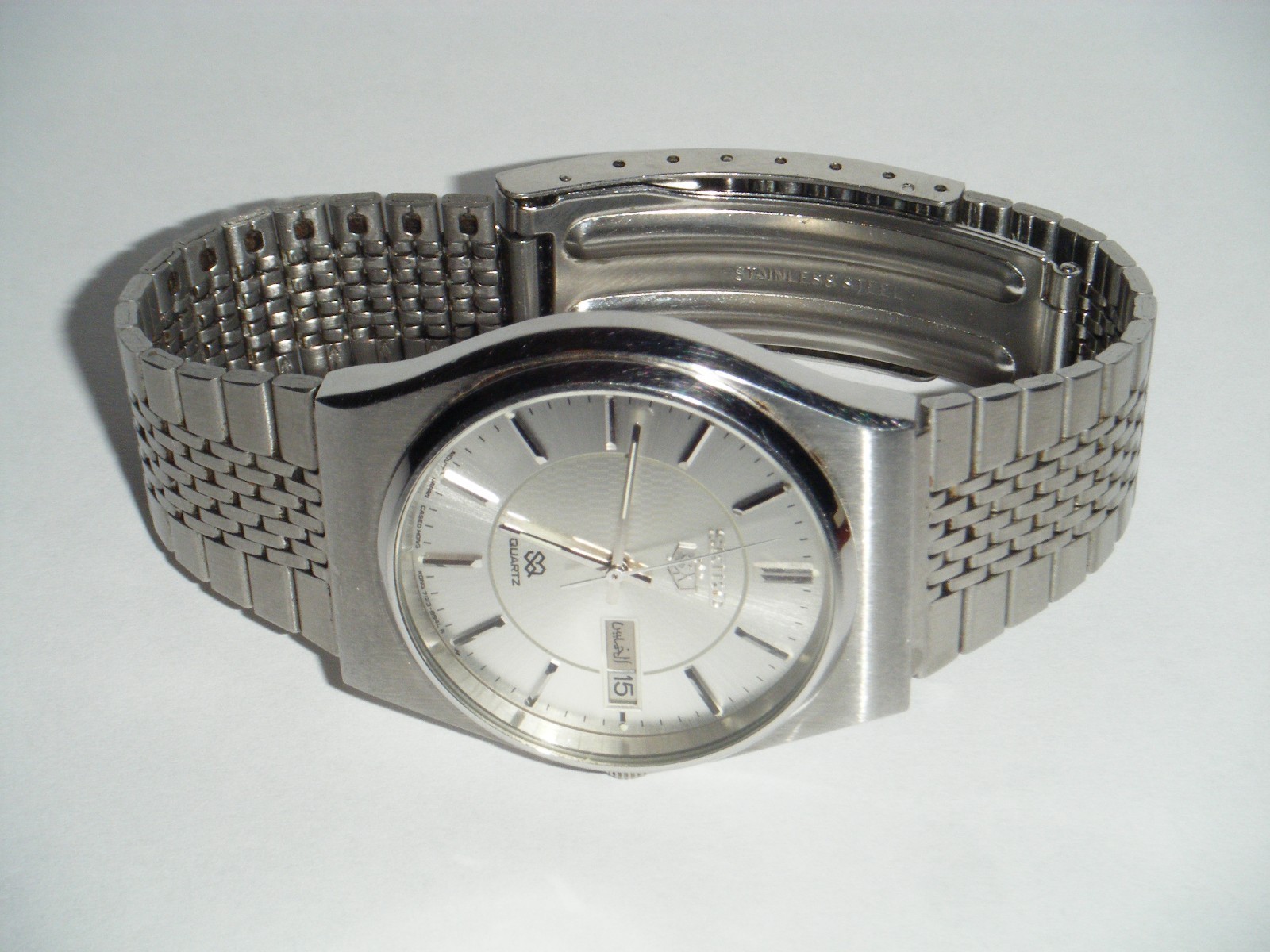 Vintage SEIKO 7123-894L “Lions Head” SQ Quartz 35mm Stainless Mens Wrist Watch