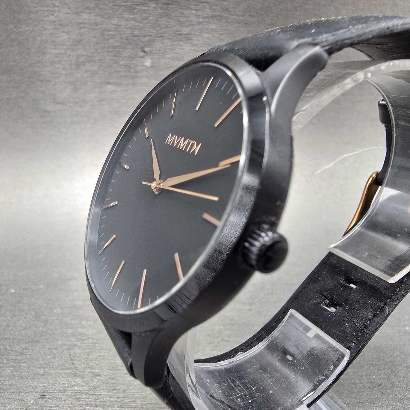 MVMT MT01-GML 40 Watch Men 40mm Black Dial Black Tone Round Leather New batteryY